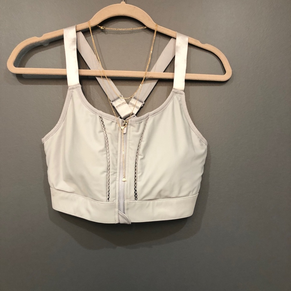 Fabletics sports bra